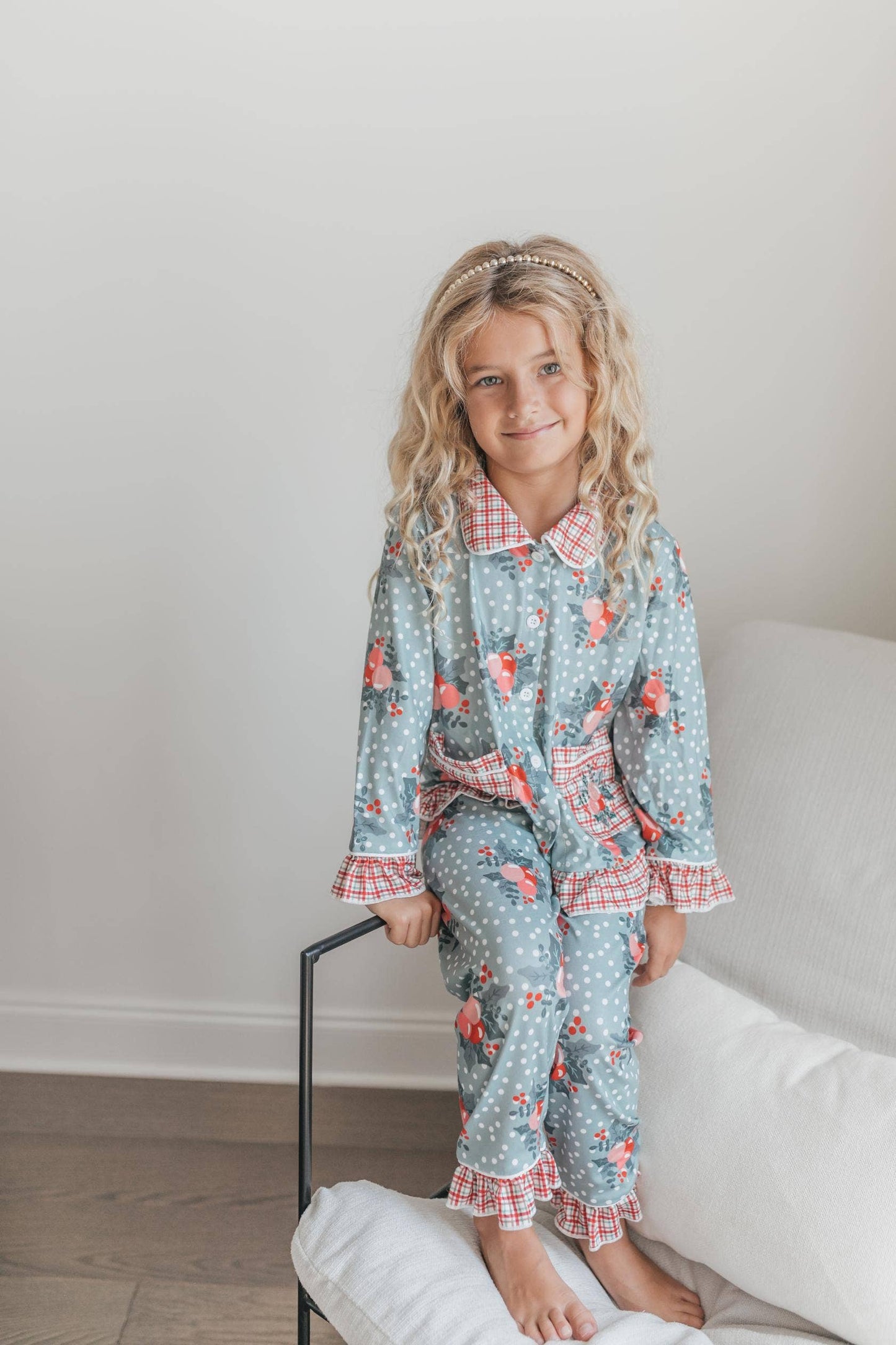 Adorable Sweetness - Kids Holly Berry Pocket Button Christmas Lounge Play Set