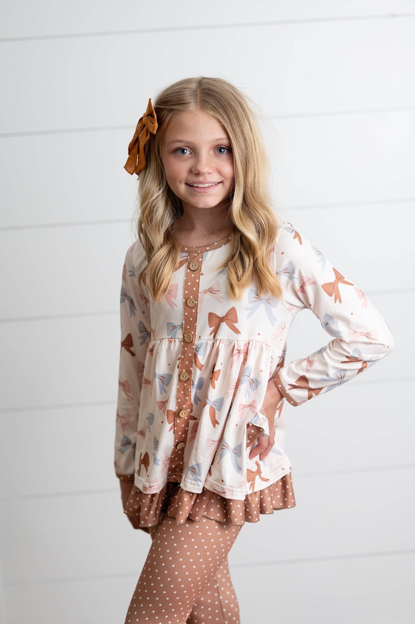 Adorable Sweetness - Girls Beige Coquette Bow Ruffle Pocket Button Legging Set