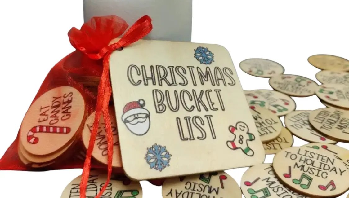 Kids Christmas Bucket List Activity by Max and Pippa