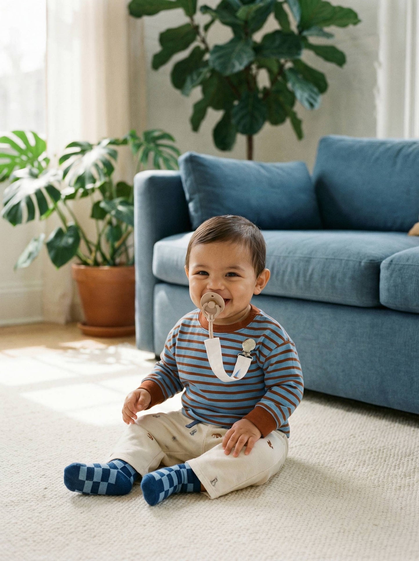 Itzy Ritzy - *NEW* Itzy Clip™ - Fabric Pacifier Strap