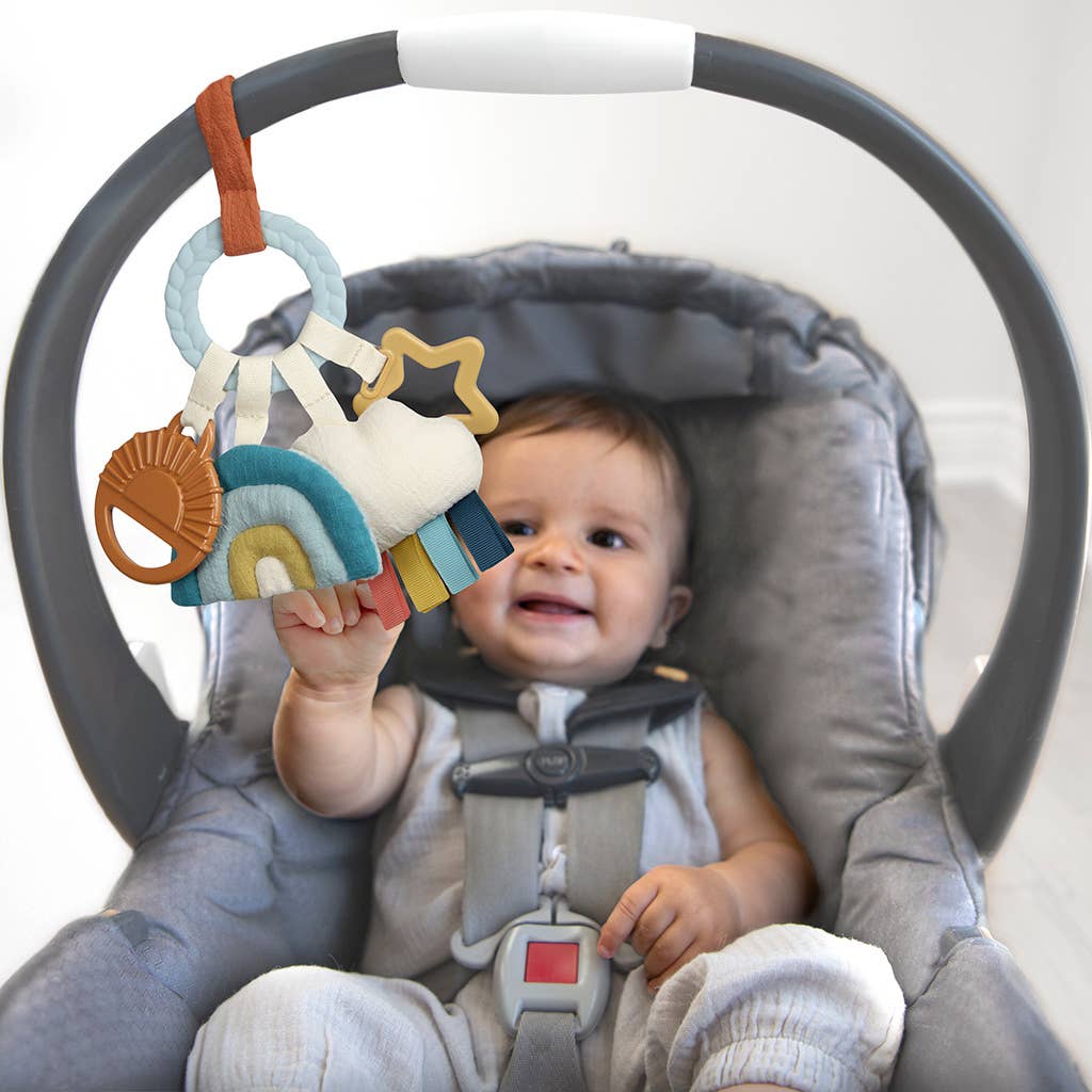 Itzy Ritzy - Bitzy Busy Ring™ Teething Activity Toy